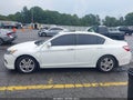 2017 Honda Accord — photo 13 of 17 | VIN 1HGCR2F87HA164039
