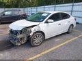 2016 Nissan Sentra — photo 2 of 16 | VIN 3N1AB7AP6GY231569