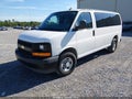 2017 Chevrolet Express 2500 — photo 2 of 17 | VIN 1GNWGEFG9H1288685
