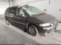 1998 Chrysler Town & Country — photo 1 of 11 | VIN 1C4GP64L5WB643636