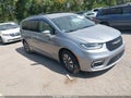 2021 Chrysler Pacifica — photo 1 of 11 | VIN 2C4RC1L71MR594283