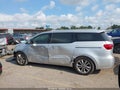 2015 Kia Sedona — photo 14 of 16 | VIN KNDME5C11F6044308
