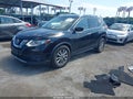 2017 Nissan Rogue — photo 2 of 18 | VIN JN8AT2MV4HW006927