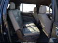 2021 Chevrolet Suburban — photo 8 of 18 | VIN 1GNSCCKD7MR194780