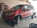 2021 Chevrolet Trax — photo 2 of 16 | VIN KL7CJPSBXMB358005