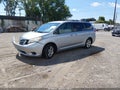 2011 Toyota Sienna — photo 2 of 20 | VIN 5TDKK3DC8BS008713