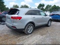 2016 Kia Sorento — photo 4 of 16 | VIN 5XYPG4A3XGG092362
