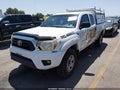 2015 Toyota Tacoma — photo 2 of 18 | VIN 5TFTU4GN4FX076458