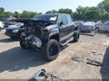 2014 Chevrolet Silverado 1500 — photo 2 of 17 | VIN 3GCUKREC1EG271154