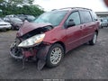 2008 Toyota Sienna — photo 2 of 21 | VIN 5TDBK23C58S010245