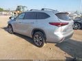 2023 Toyota Highlander — photo 3 of 17 | VIN 5TDKDRAH6PS019567