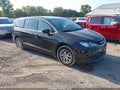 2017 Chrysler Pacifica — photo 1 of 22 | VIN 2C4RC1CG2HR509747