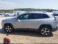 2019 Jeep Cherokee — photo 14 of 16 | VIN 1C4PJMDX0KD407547