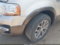 2017 Ford Expedition — photo 6 of 16 | VIN 1FMJK1HT4HEA57301