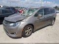 2017 Chrysler Pacifica — photo 2 of 19 | VIN 2C4RC1EG0HR622514