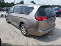 2017 Chrysler Pacifica — photo 3 of 19 | VIN 2C4RC1EG0HR622514