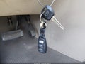 2008 Hyundai Entourage — photo 11 of 16 | VIN KNDMC233586053666
