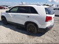 2013 Kia Sorento — photo 3 of 17 | VIN 5XYKTCA60DG328460
