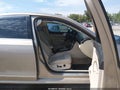 2015 Volkswagen Passat — photo 5 of 16 | VIN 1VWCV7A32FC059135