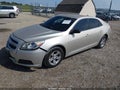 2013 Chevrolet Malibu — photo 2 of 14 | VIN 1G11B5SA1DF263000