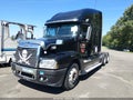 2006 Freightliner Conventional — photo 2 of 23 | VIN 1FUJBBCK06LW87228