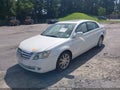 2006 Toyota Avalon — photo 2 of 11 | VIN 4T1BK36B06U151852