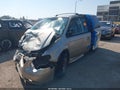 2007 Chrysler Town & Country — photo 2 of 8 | VIN 2A8GP64L37R315143