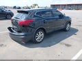 2017 Nissan Rogue Sport — photo 4 of 18 | VIN JN1BJ1CP9HW036009