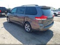 2011 Toyota Sienna — photo 3 of 18 | VIN 5TDKK3DC9BS157342