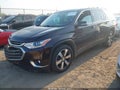 2021 Chevrolet Traverse — photo 2 of 17 | VIN 1GNEVHKW2MJ180449