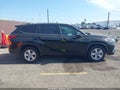 2021 Toyota Highlander — photo 13 of 17 | VIN 5TDCZRAH0MS033935