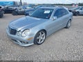 2009 Mercedes-Benz E-Class — photo 2 of 17 | VIN WDBUF56X89B434104