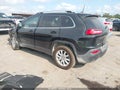 2017 Jeep Cherokee — photo 3 of 16 | VIN 1C4PJMDB3HD228822