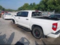 2019 Toyota Tundra — photo 3 of 17 | VIN 5TFDY5F18KX854199