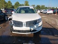 2018 Lincoln MKC — photo 13 of 17 | VIN 5LMCJ3C94JUL32628
