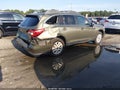 2017 Subaru Outback — photo 4 of 16 | VIN 4S4BSACC5H3391294