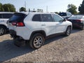 2015 Jeep Cherokee — photo 4 of 16 | VIN 1C4PJLCB7FW753654