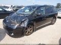 2017 Toyota Sienna — photo 2 of 18 | VIN 5TDXZ3DC2HS845340