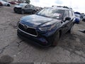 2023 Toyota Highlander — photo 2 of 18 | VIN 5TDKDRAH6PS515596