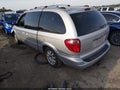 2005 Chrysler Town & Country — photo 3 of 16 | VIN 2C8GP64L05R548173