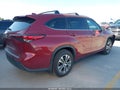 2023 Toyota Highlander — photo 4 of 16 | VIN 5TDKDRAH8PS011406