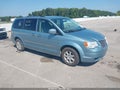 2010 Chrysler Town & Country — photo 1 of 16 | VIN 2A4RR5D14AR198113