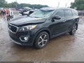 2016 Kia Sorento — photo 2 of 16 | VIN 5XYPHDA12GG048108