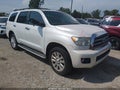 2013 Toyota Sequoia — photo 1 of 17 | VIN 5TDDW5G15DS079289