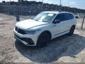 2022 Volkswagen Tiguan — photo 2 of 17 | VIN 3VVCB7AX9NM062627