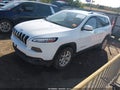 2015 Jeep Cherokee — photo 2 of 16 | VIN 1C4PJMCS6FW755630