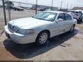 2006 Lincoln Town Car — photo 2 of 17 | VIN 1LNHM82VX6Y646747
