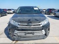 2017 Toyota Highlander — photo 12 of 18 | VIN 5TDKZRFH0HS519865