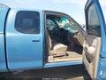 2000 Toyota Tundra — photo 5 of 16 | VIN 5TBBT441XYS096506