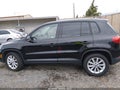 2018 Volkswagen Tiguan Limited — photo 14 of 16 | VIN WVGBV7AX5JK002777